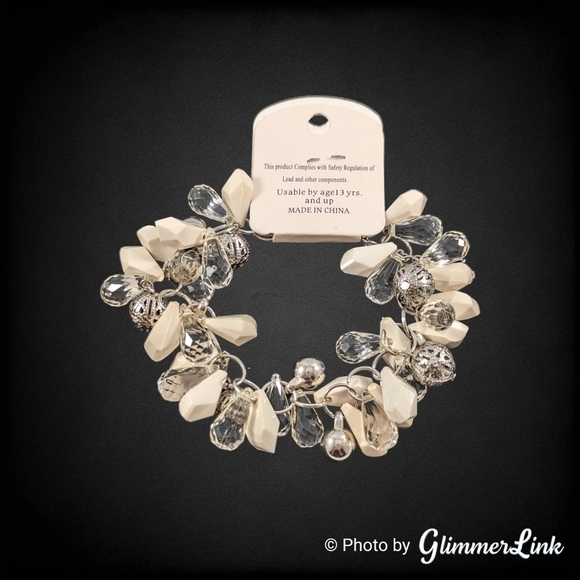 My Style White & Clear Briolette Cluster Beaded Bracelet - Picture 6 of 9